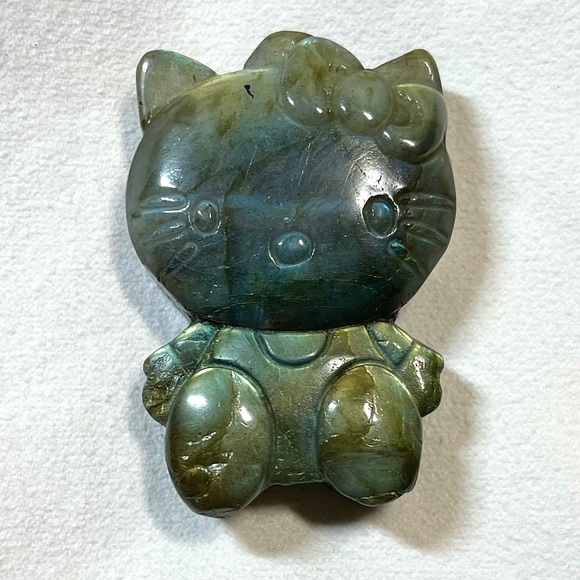 Carved Labradorite Hello Kitty Crystal - Picture 7 of 8
